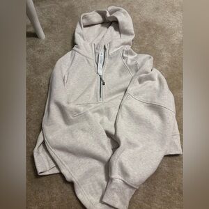 Lululemon Athletica Cream half zip up scuba